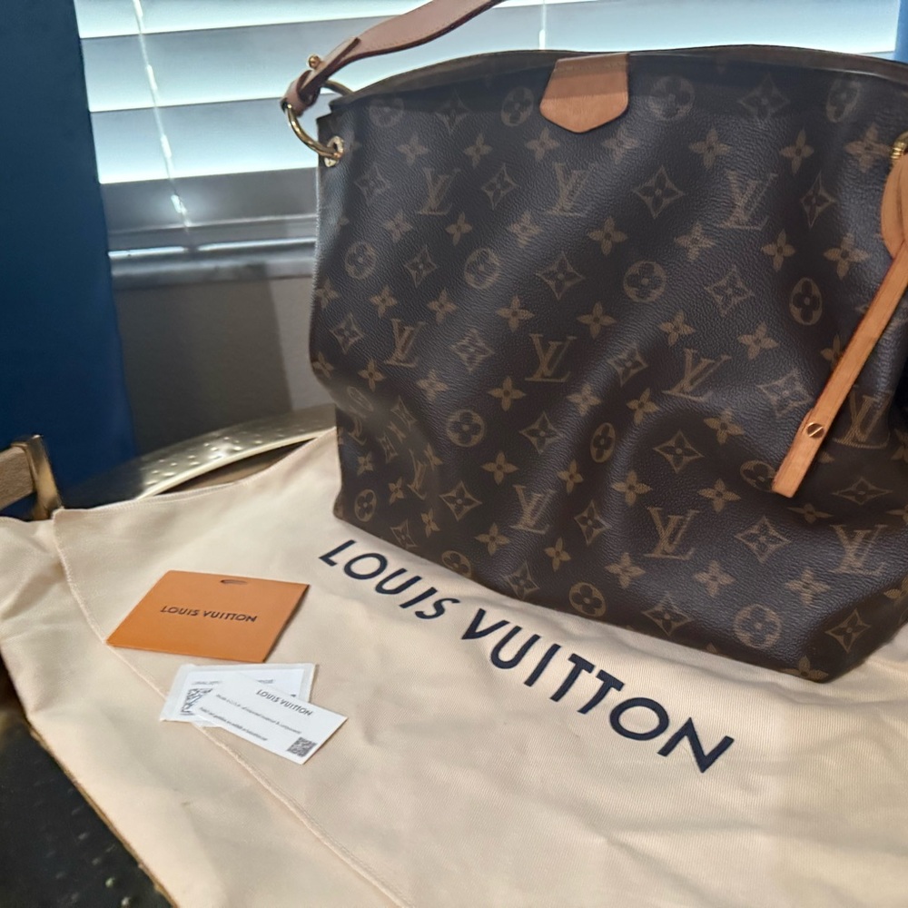 Louis Vuitton Graceful MM